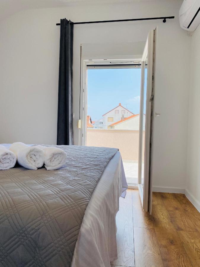 West Apartments ザダル エクステリア 写真