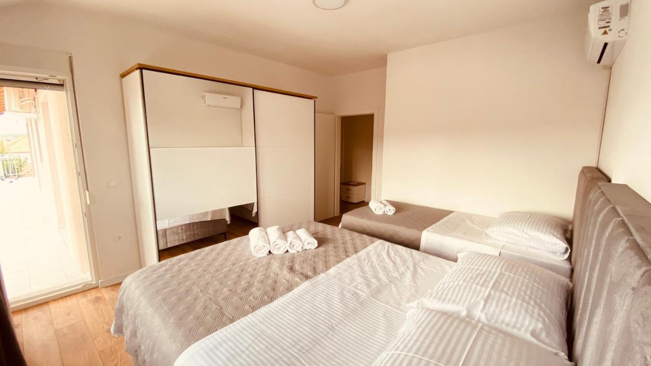 West Apartments ザダル エクステリア 写真