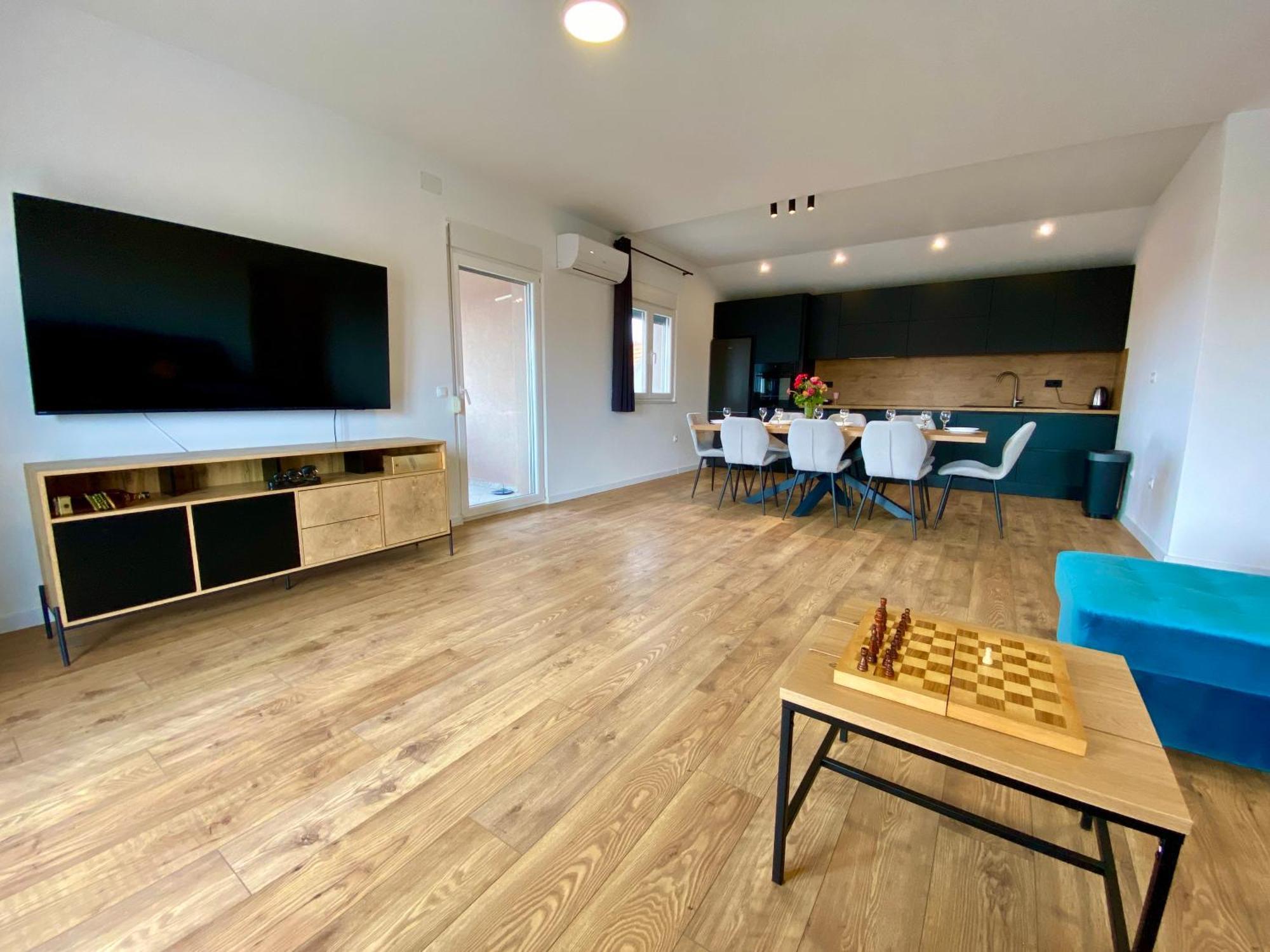 West Apartments ザダル エクステリア 写真